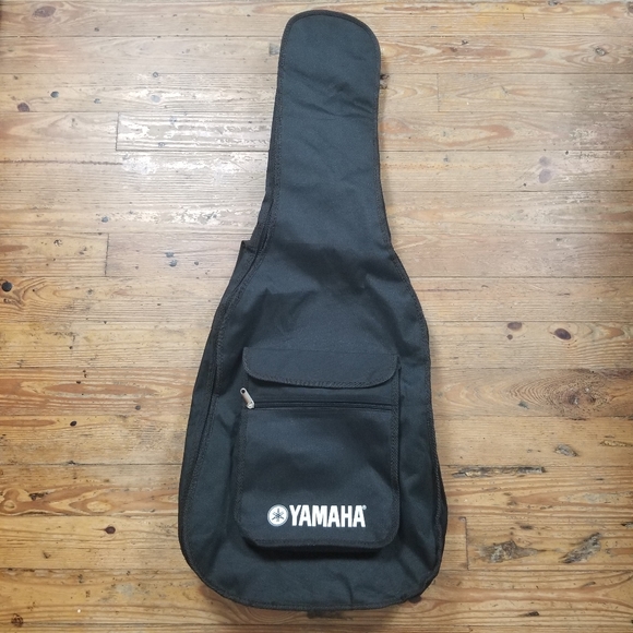 Yamaha Other - Yamaha Acoustic Guitar Padded Carry Case